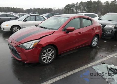 2017 Toyota Yaris Ia z USA, uszkodzony, nr VIN 3MYDLBYV6HY187784